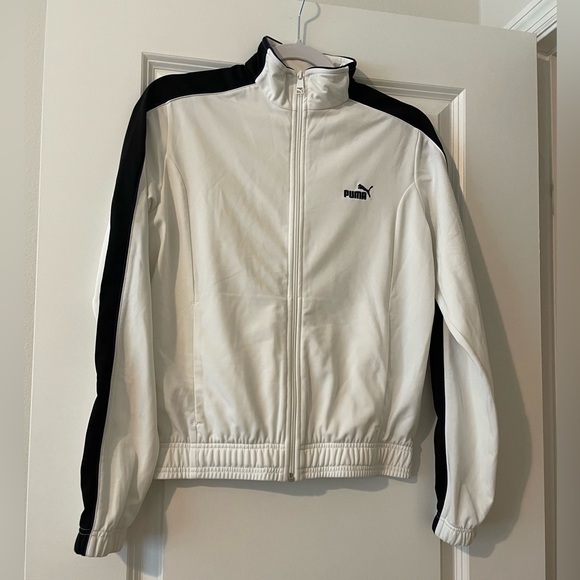 Puma zip up jacket - Picture 1 of 3